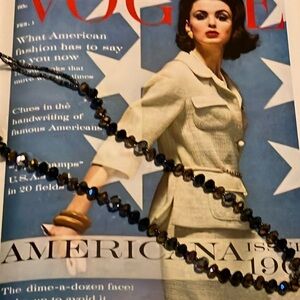 Beautiful, Vintage beaded necklace.